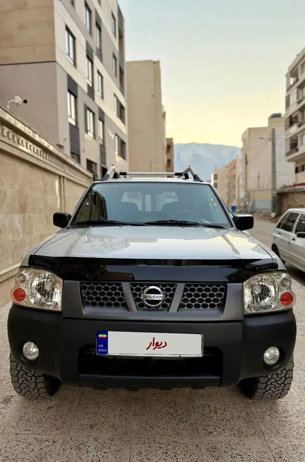 نیسان رونیز بیرنگ|خودرو سواری و وانت|شیراز, میرزاکوچک خان|دیوار