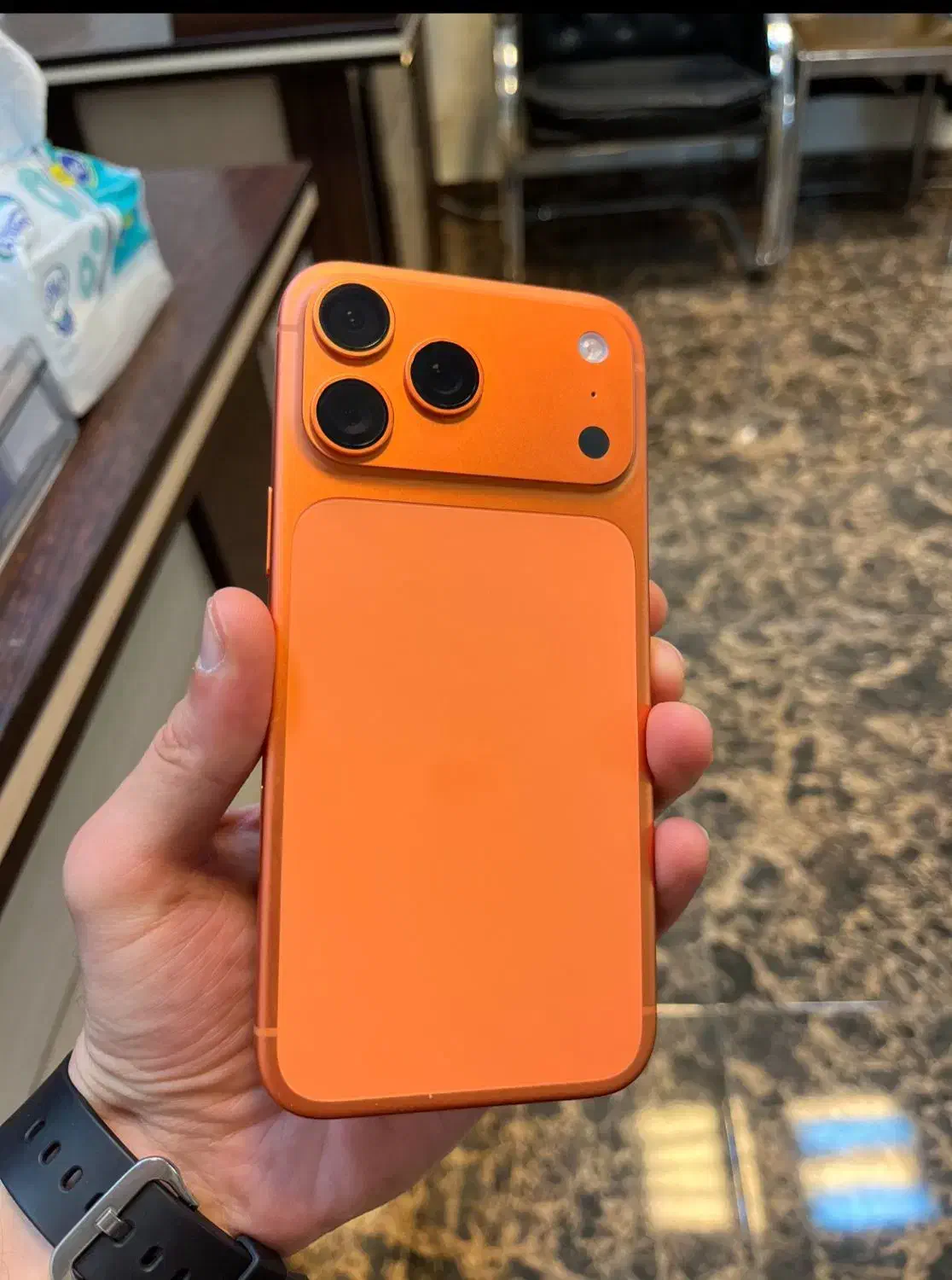 ایفون ۱۷ پرومکس|موبایل|شاهین‌شهر, حافظ شمالی|دیوار