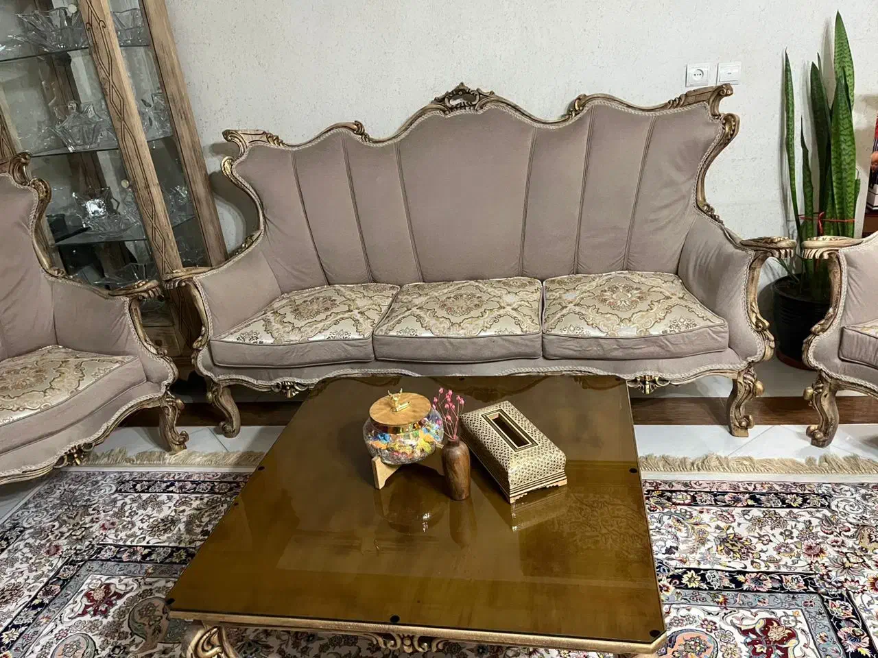 مبل سلطنتی خاص اقساطی|مبلمان خانگی و میز عسلی|اصفهان, ارداجی|دیوار