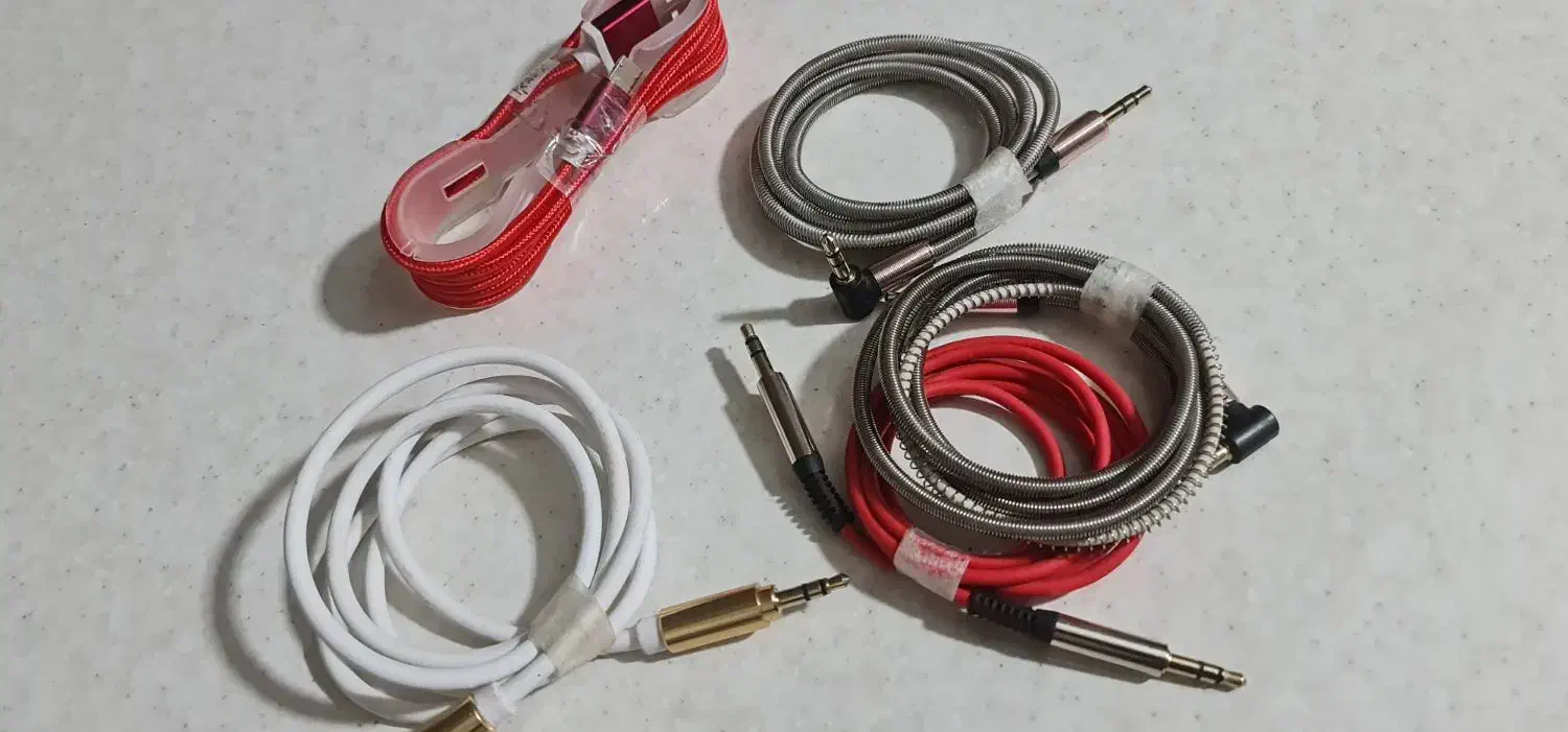 حراج کابل AUX|لوازم جانبی موبایل و تبلت|قم, بنیاد|دیوار