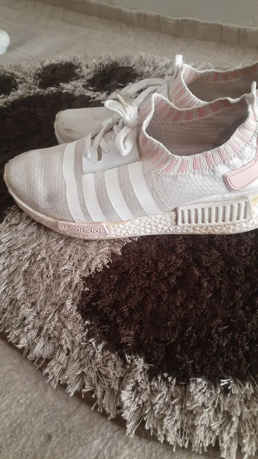 کفش کتونی  سفید|کیف، کفش، کمربند|گنبد کاووس, |دیوار