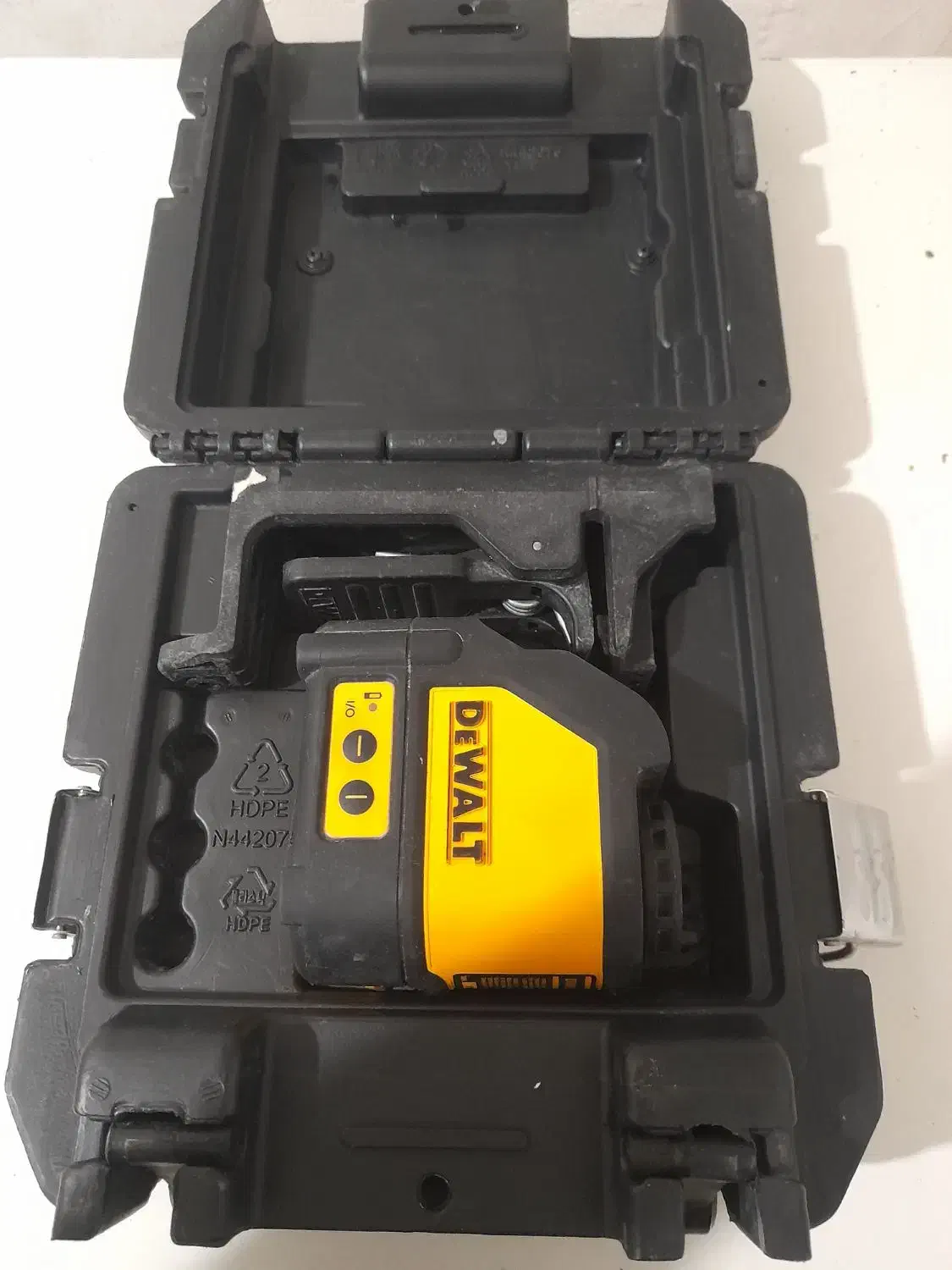 تراز لیزری دیوالت اصلی|ابزارآلات|همدان, |دیوار