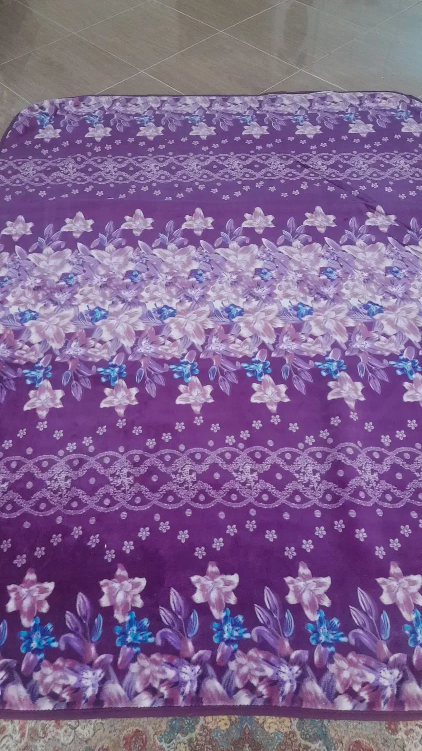 پتو خارجی در حده نو|رختخواب، بالش، پتو|تهران, یافت‌آباد|دیوار