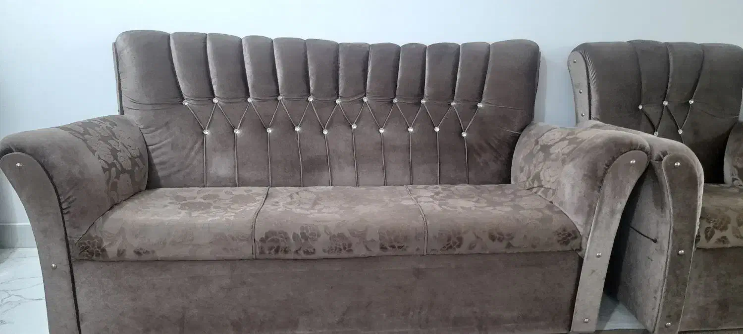 مبل هفت نفره|مبلمان خانگی و میز عسلی|خمام, |دیوار