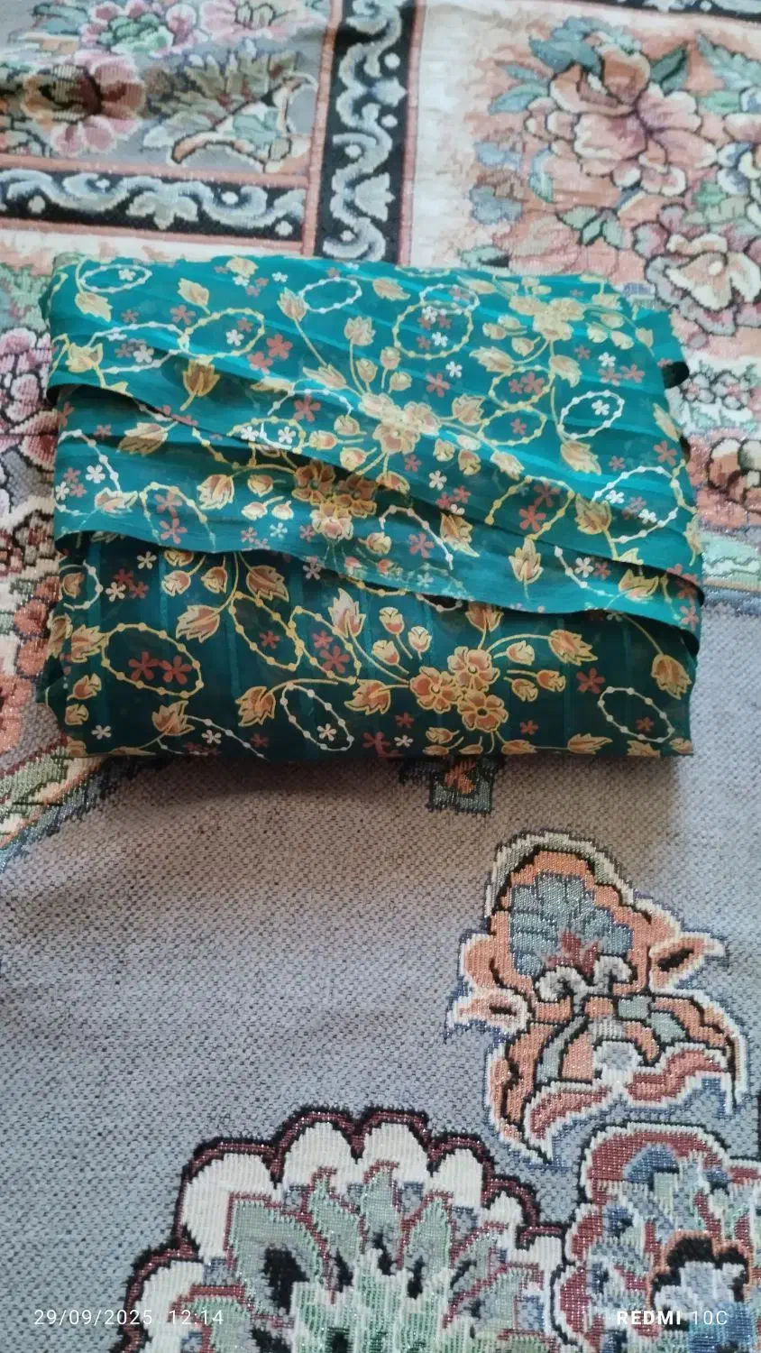 چادری|لباس|اهر, |دیوار