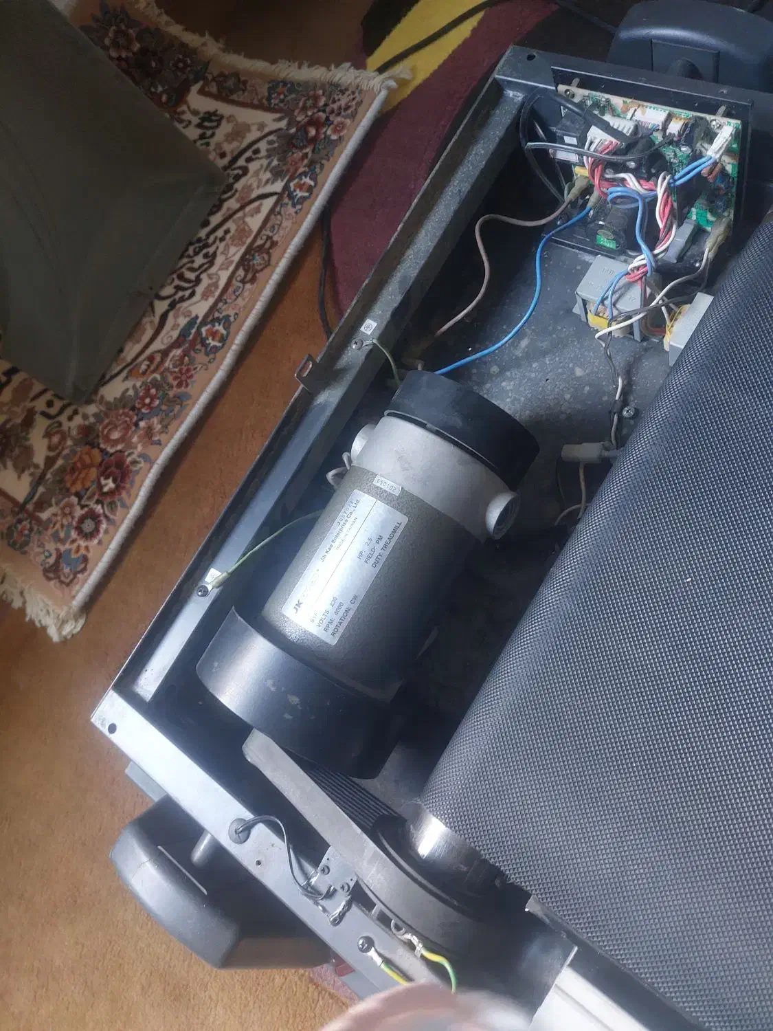 تردمیل|تجهیزات ورزشی|نیر (اردبیل), |دیوار