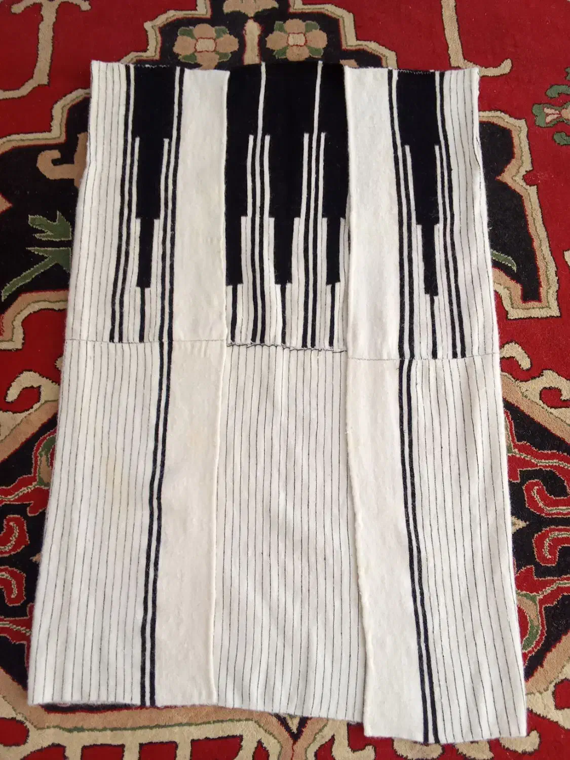 فرش.خورجین.چوقا.دستباف|فرش|ابریشم, |دیوار