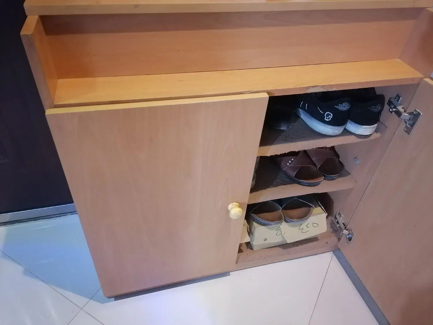 جاکفشی|جاکفشی، کمد، دراور|کرج, کارخانه قند|دیوار