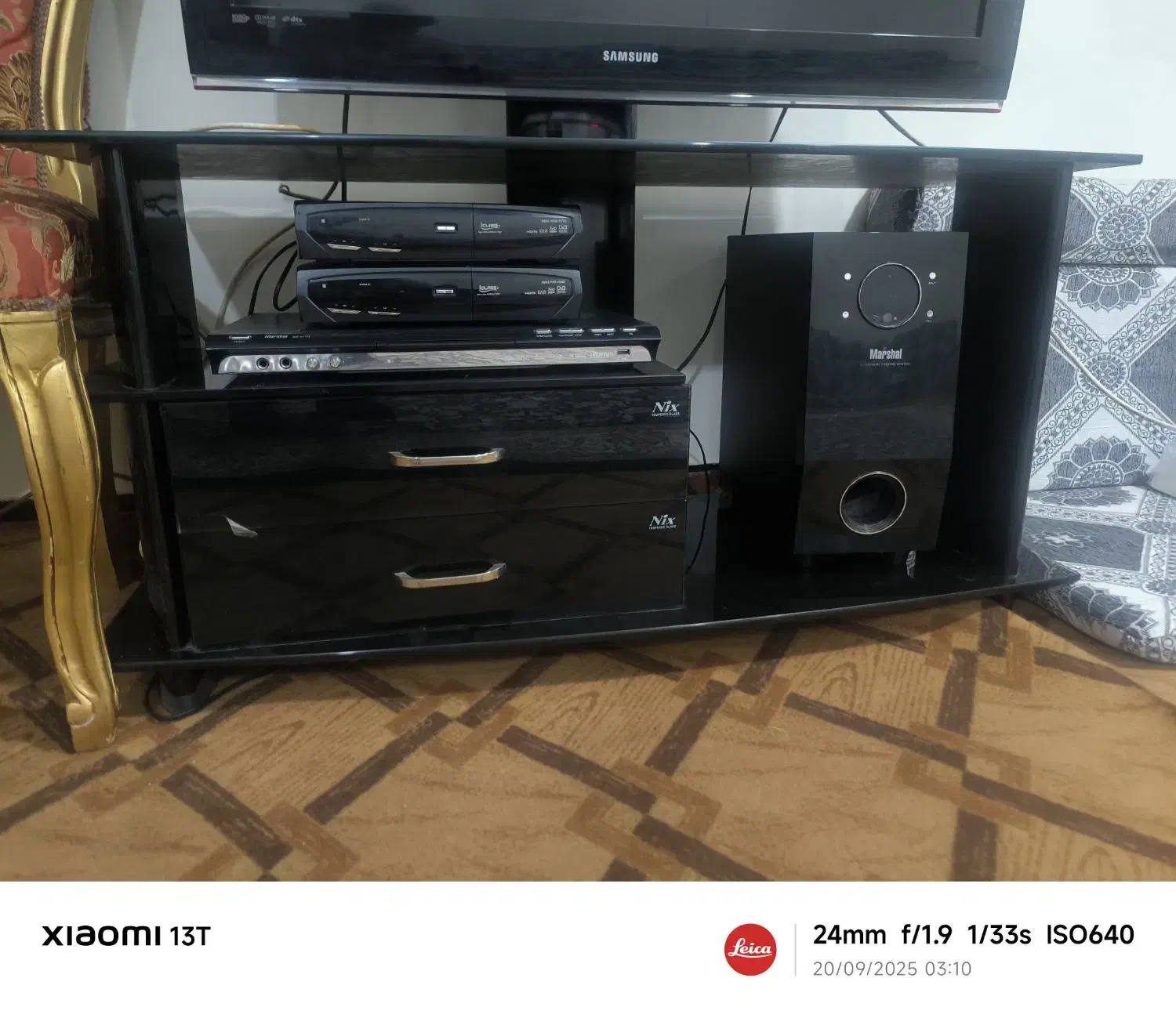 میز زیر تلویزیونی  شیشای|میز تلویزیون|اهواز, آریاشهر|دیوار