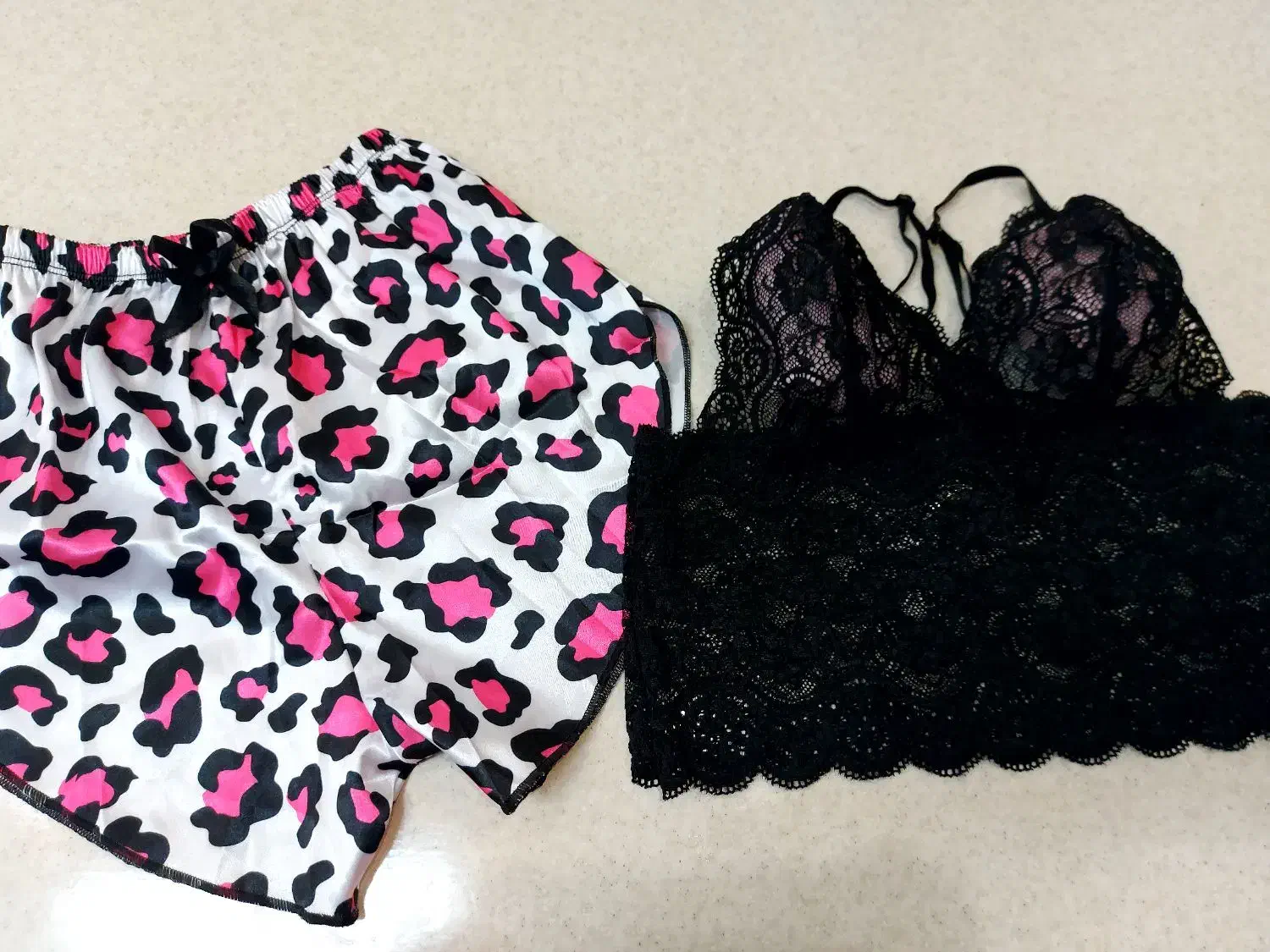 ست گیپور و ساتن تاپ و شورتک|لباس|اصفهان, احمدآباد|دیوار