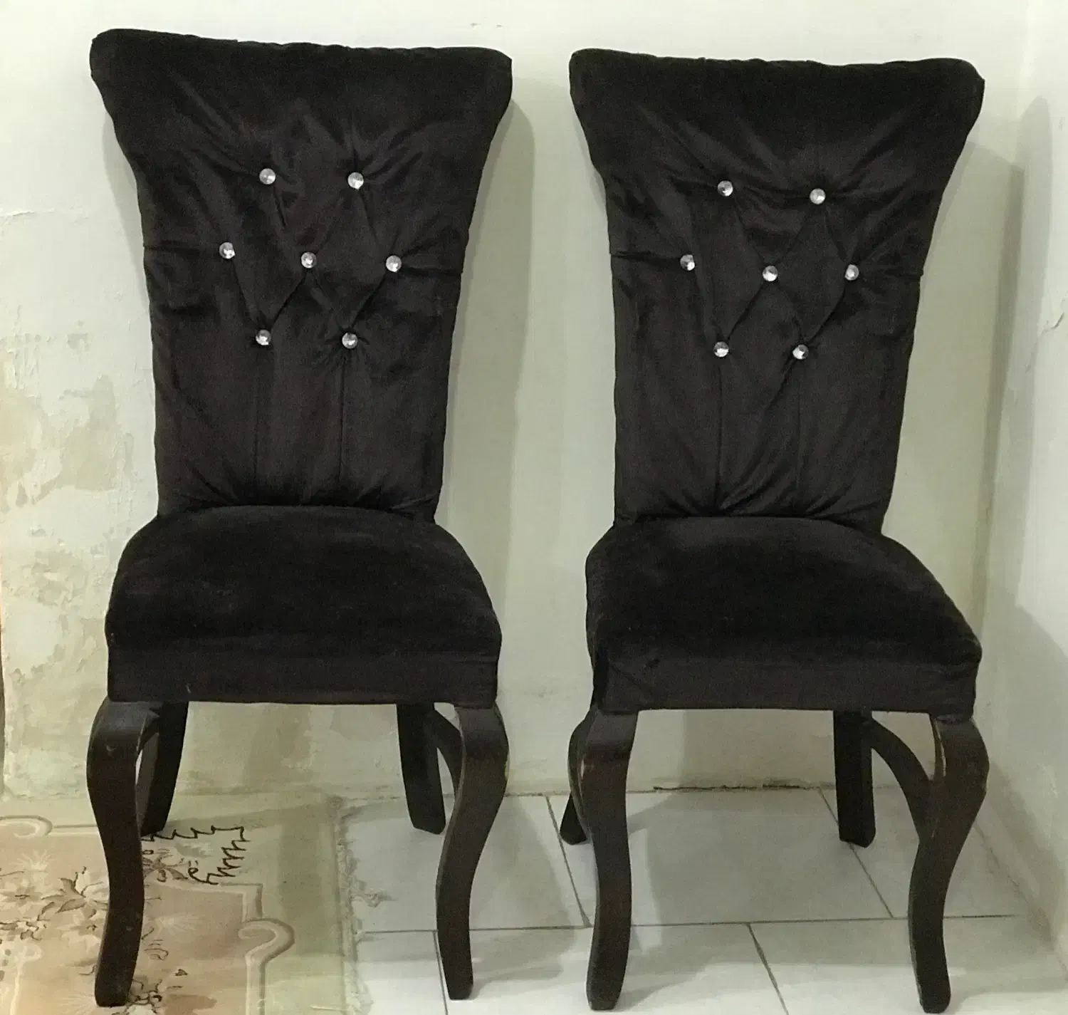 میز ناهار خوری ۴نفره‌ و‌ میز جلومبلی باتخت دو نفره|میز و صندلی غذاخوری|رشت, حمیدیان|دیوار