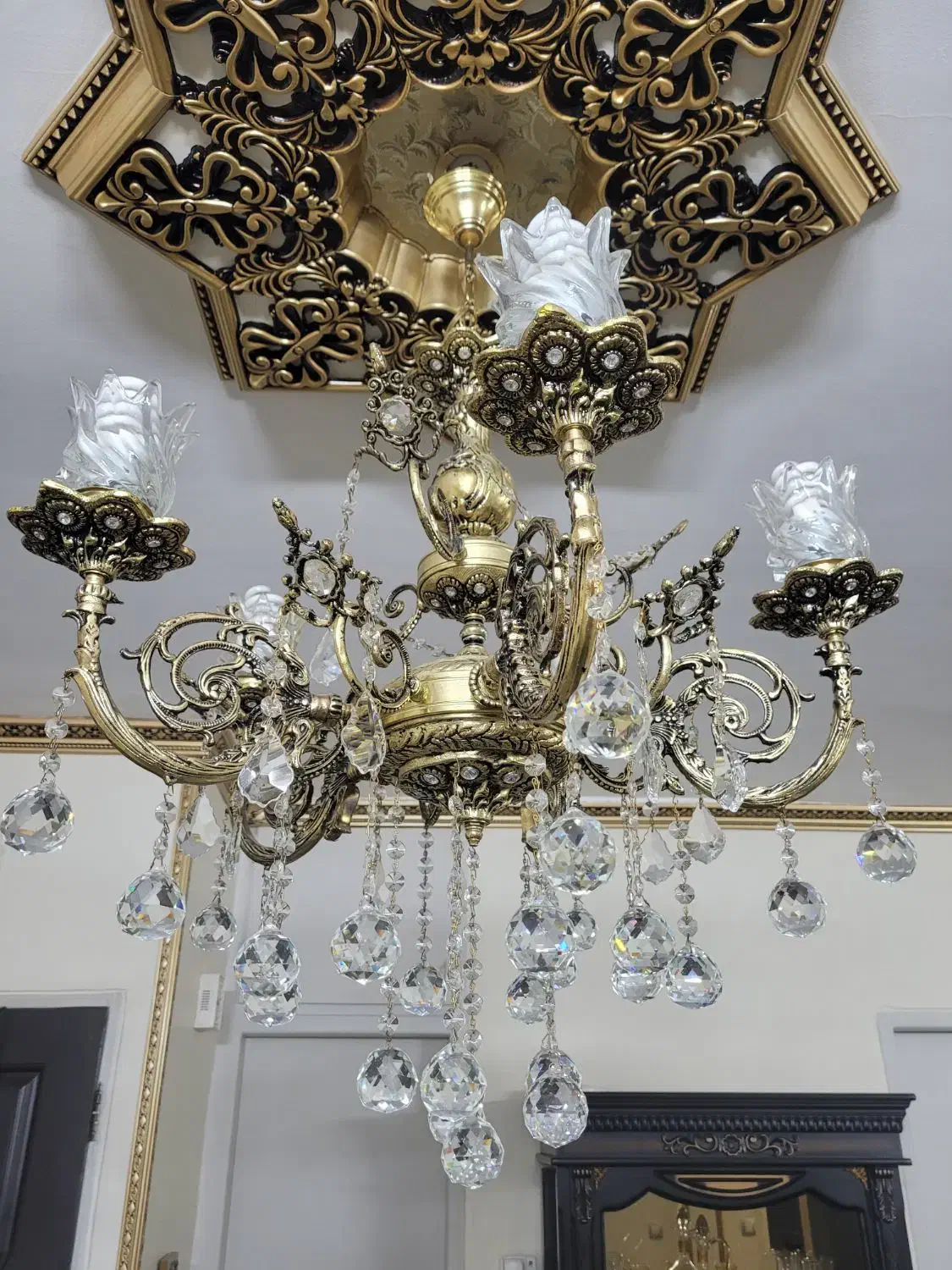 ۴ عدد لوستر ۵ شاخه تمام برنج|لوستر و چراغ آویز|تهران, نیروی هوایی (پیروزی)|دیوار