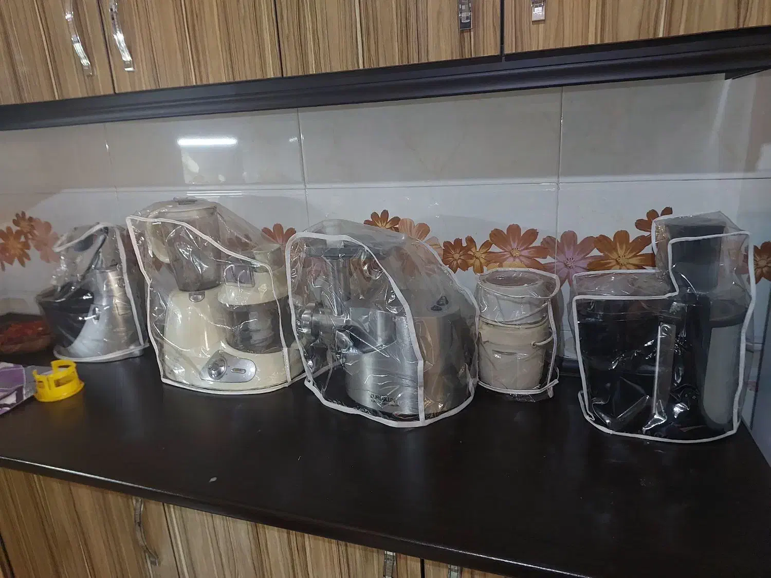 ۸تا کاور|سایر لوازم برقی|مراغه, |دیوار