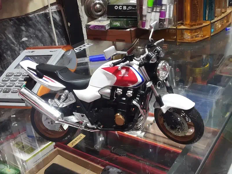 ماکت ۱۳۰۰ما|اسباببازی|اراک, |دیوار