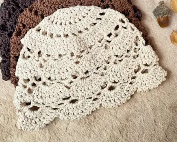 کلاه|لباس|اهواز, گلستان|دیوار