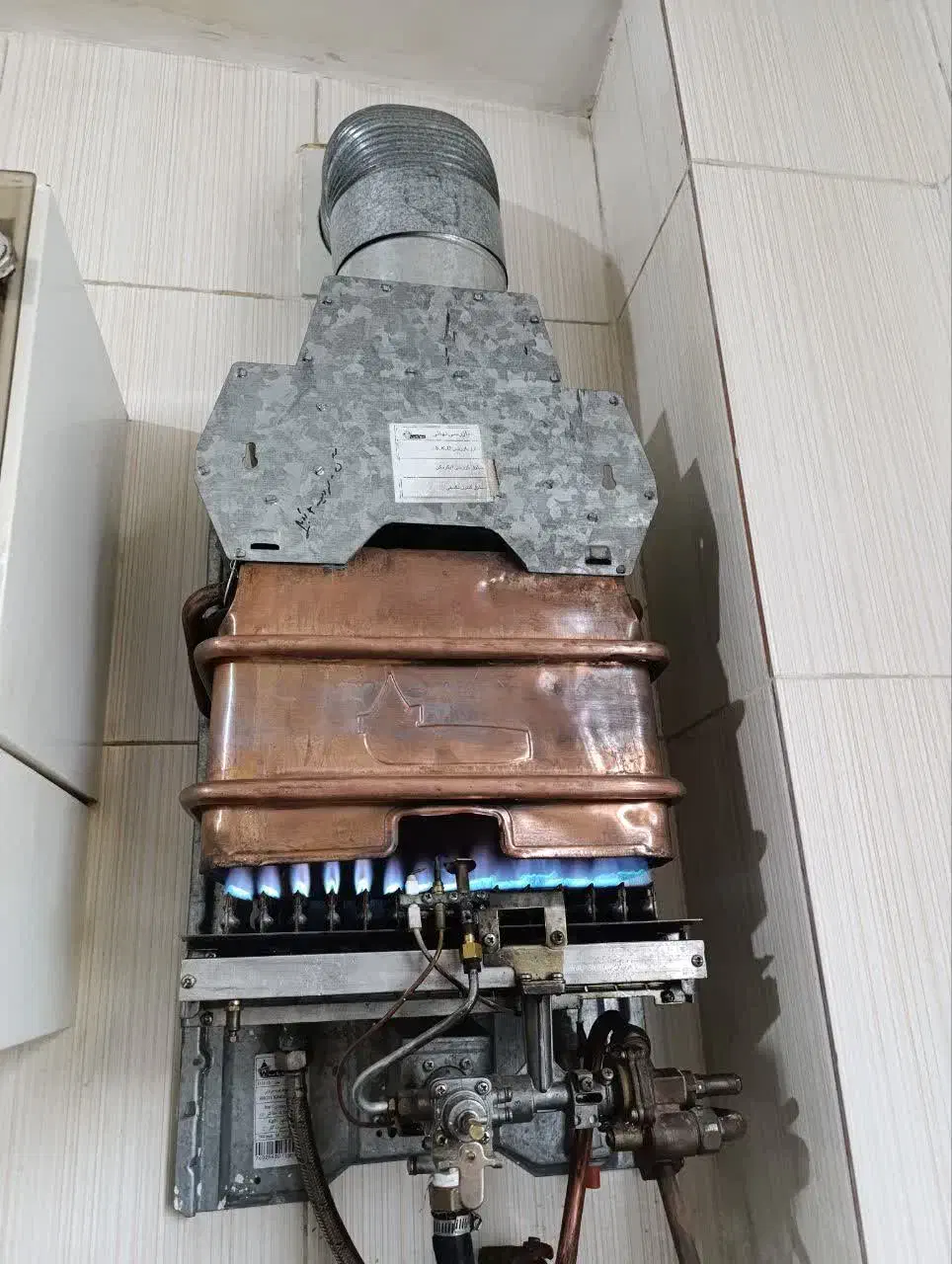 آبگرمکن گازی بوتان مدل 3115|آبگرمکن، پکیج، شوفاژ|شاهرود, |دیوار