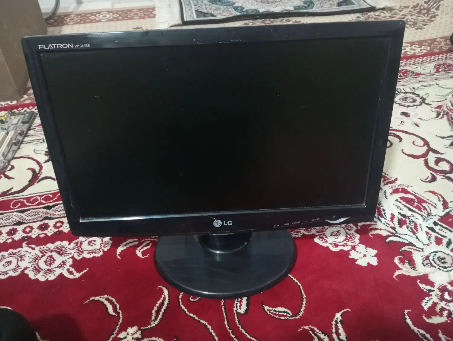 مانیتور ال جی|قطعات و لوازم جانبی رایانه|شهریار, کهنز|دیوار