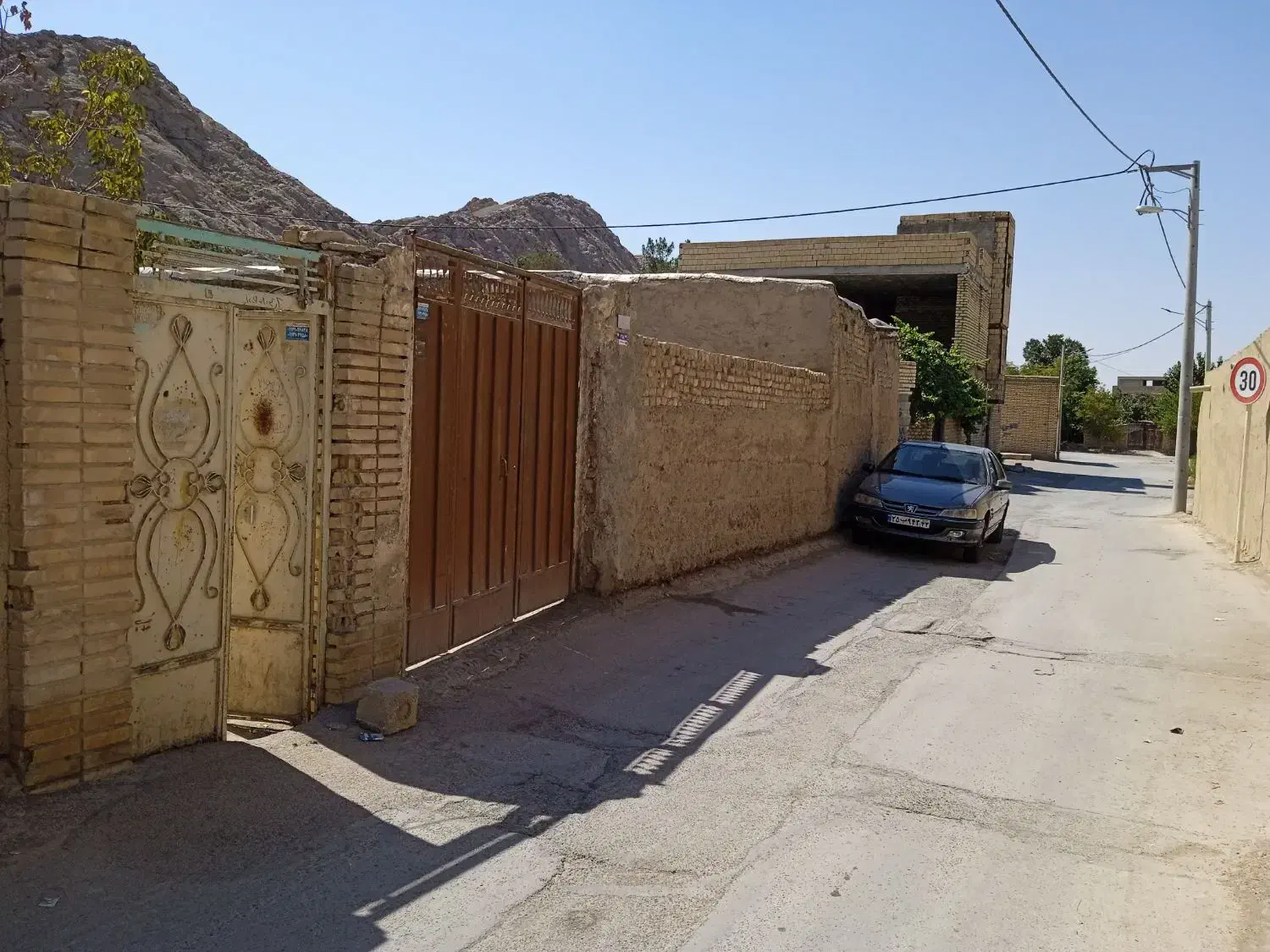 خانه کلنگی پیربکران محله رارا|فروش زمین و ملک کلنگی|پیر بکران, |دیوار