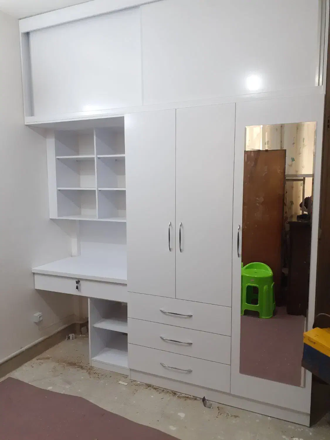 نصاب خرده کاری تعمیرات کابینت کمد|خدمات پیشه و مهارت|گلستان (تهران), |دیوار