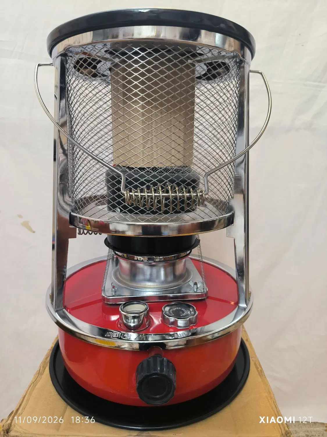 بخاری کلکسیونی نفتی فوجیکا Ksp-229|کلکسیون اشیاء عتیقه|شیراز, غدیر جنوبی|دیوار