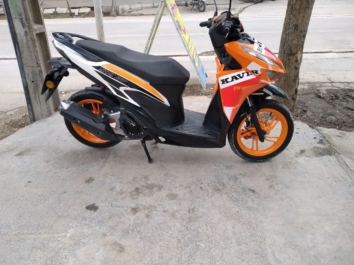 کلیک کویر مدل ۱۴۰۱|موتورسیکلت|بجنورد, |دیوار