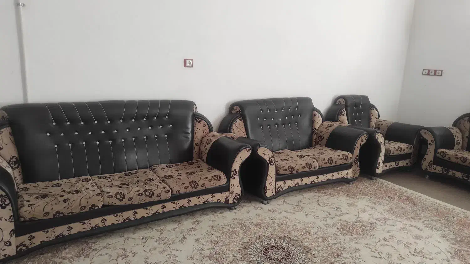 مبل ۷نفره|مبلمان خانگی و میز عسلی|آبدانان, |دیوار