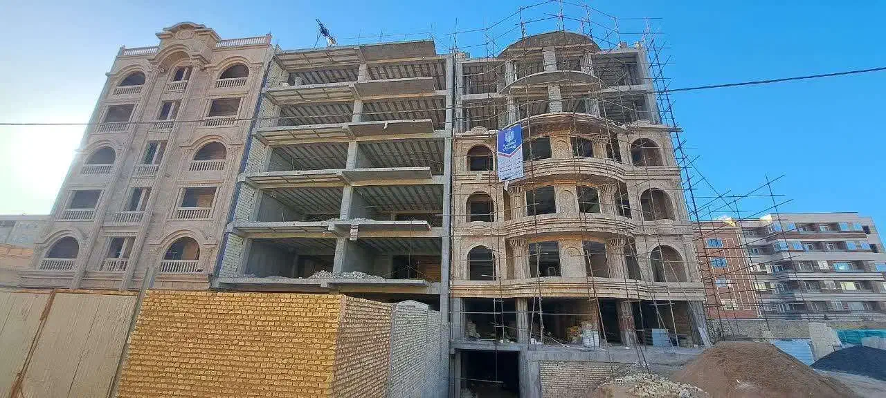 کارگر ساده و فنی ساختمان|استخدام معماری، عمران و ساختمانی|یزد, |دیوار