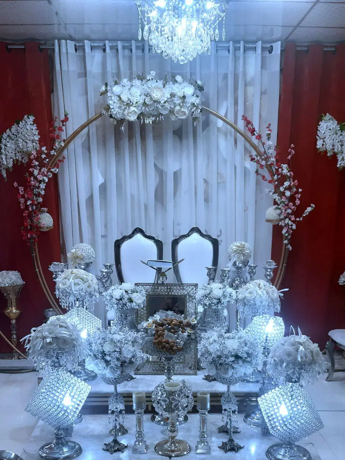 سالن عقد/ محضر  ازدواج/ با سفره عقد( شیک و مجلل)|خدمات پذیرایی، مراسم|قم, باغ شریفی|دیوار