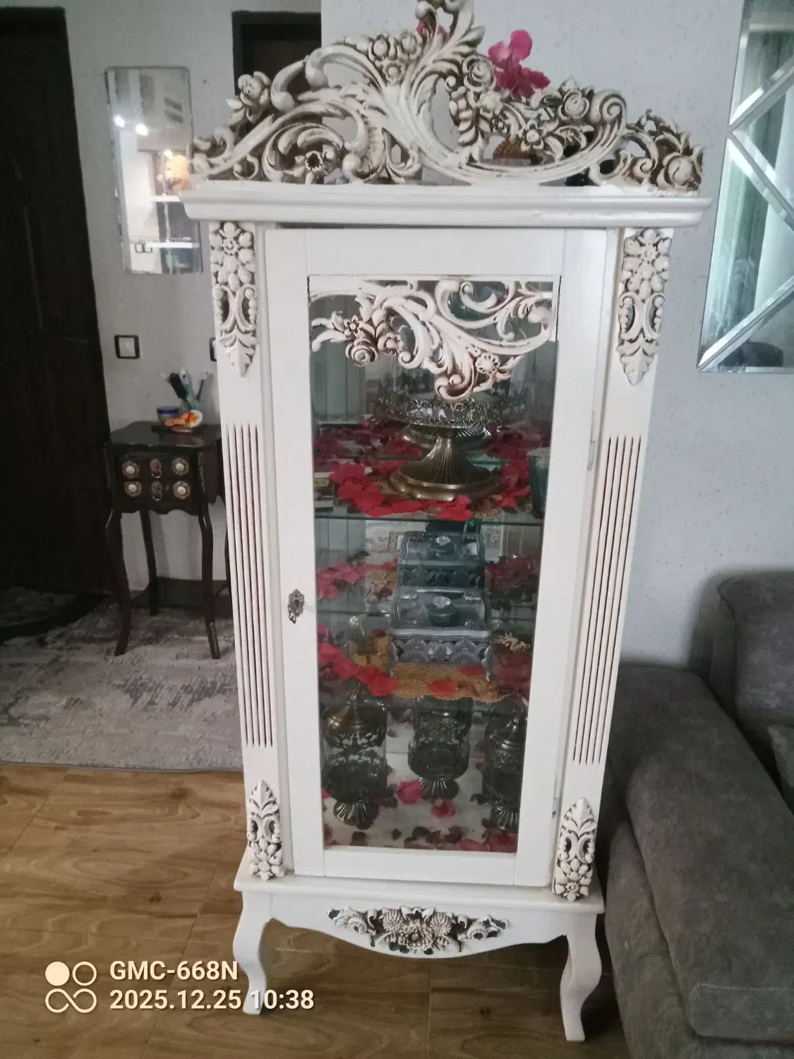 ویترین سالم|بوفه، ویترین، کنسول|فومن, |دیوار