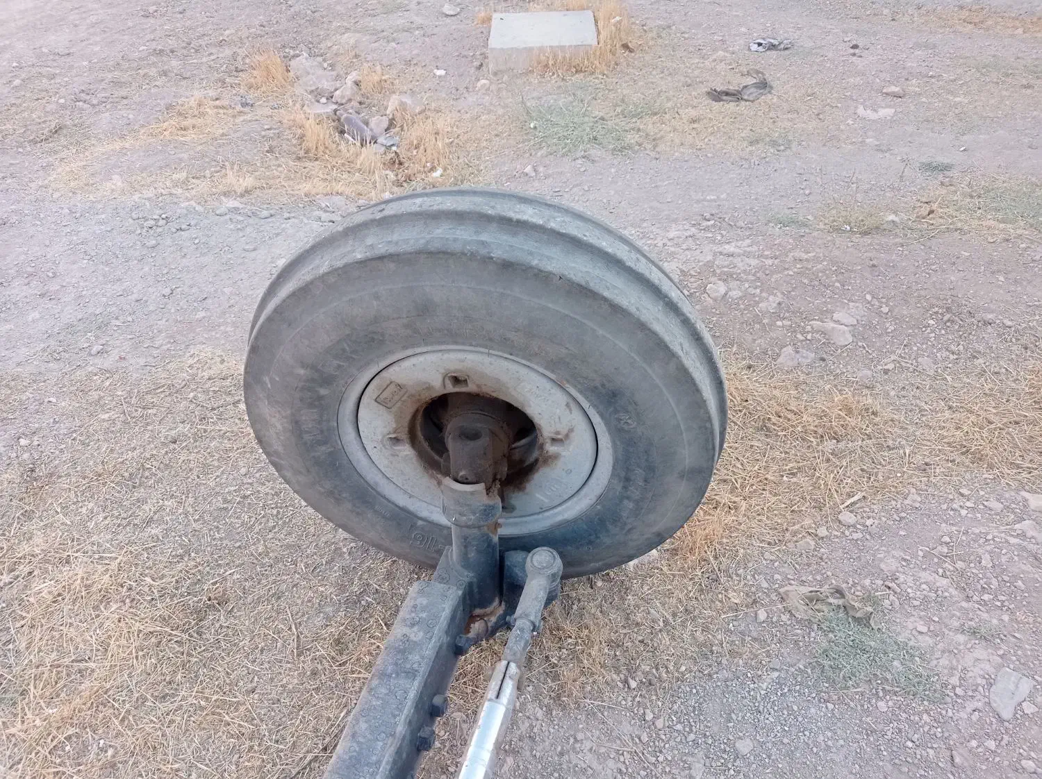 اکسل .چرخ.جک فرمان تراکتور ۴۷۵|قطعات یدکی و لوازم جانبی|شاهنجرین, |دیوار