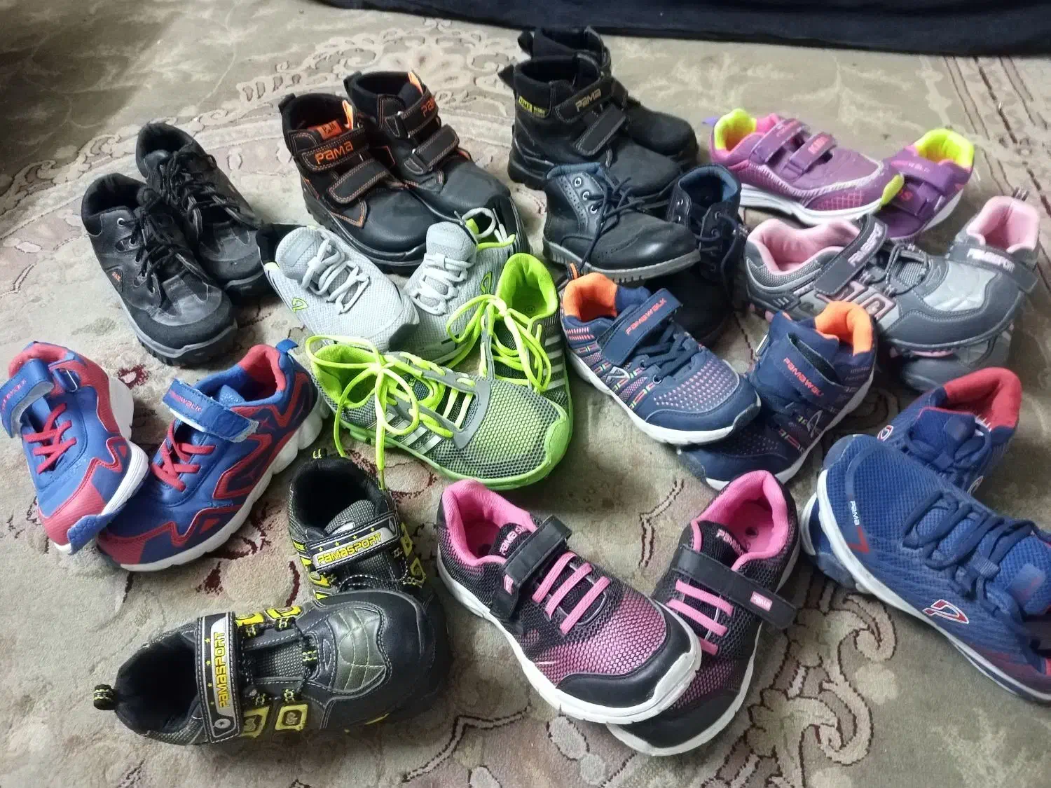 کفش بچه گانه|کفش و لباس بچه|یزد, |دیوار