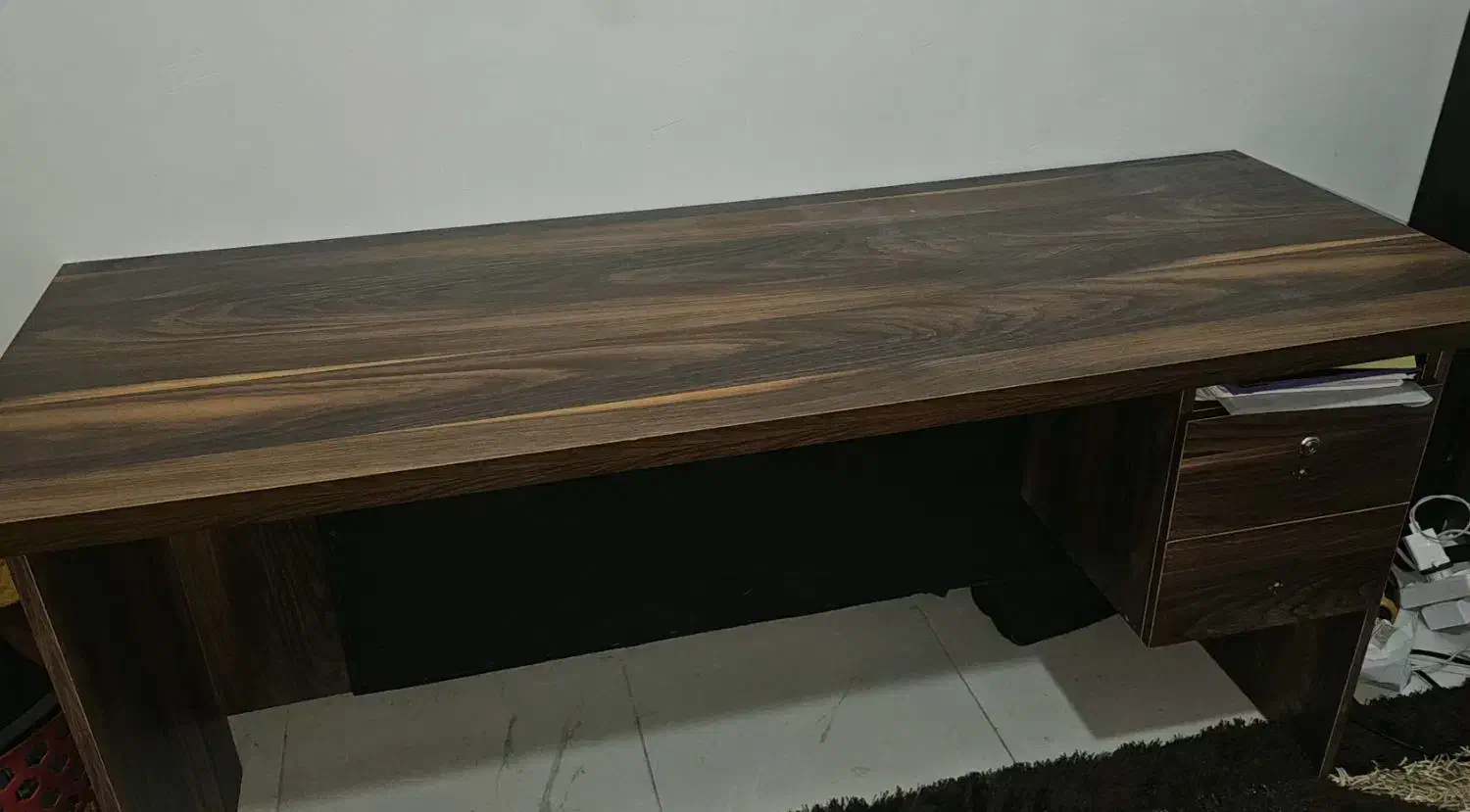 میز و صندلی اداری،مدیریت ،دفتری|مبلمان اداری|کرمان, |دیوار