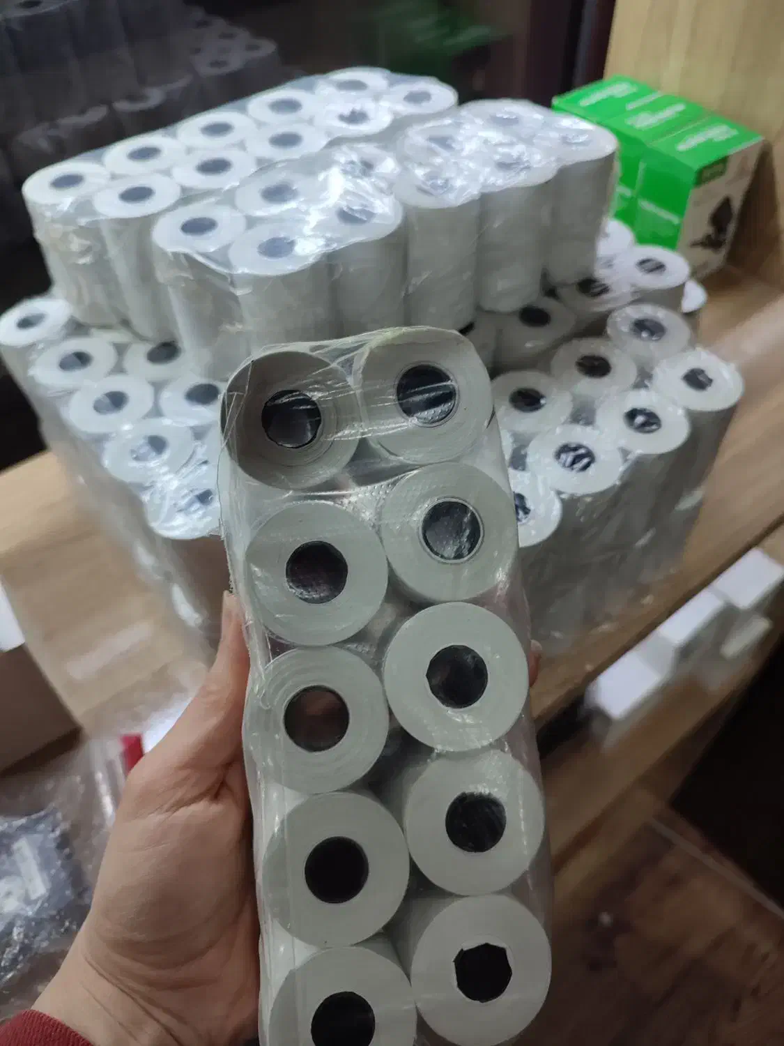 رول کارتخوان|فروشگاه و مغازه|رشت, استادسرا|دیوار