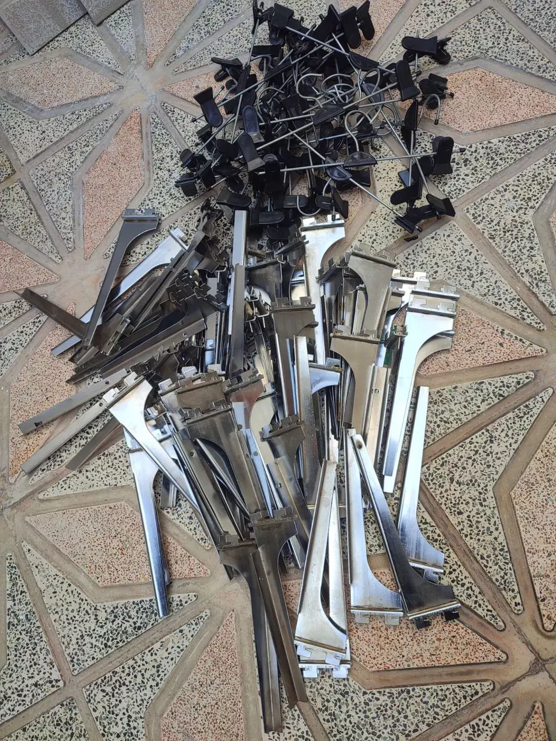 گیره لباس|فروشگاه و مغازه|الوند, |دیوار