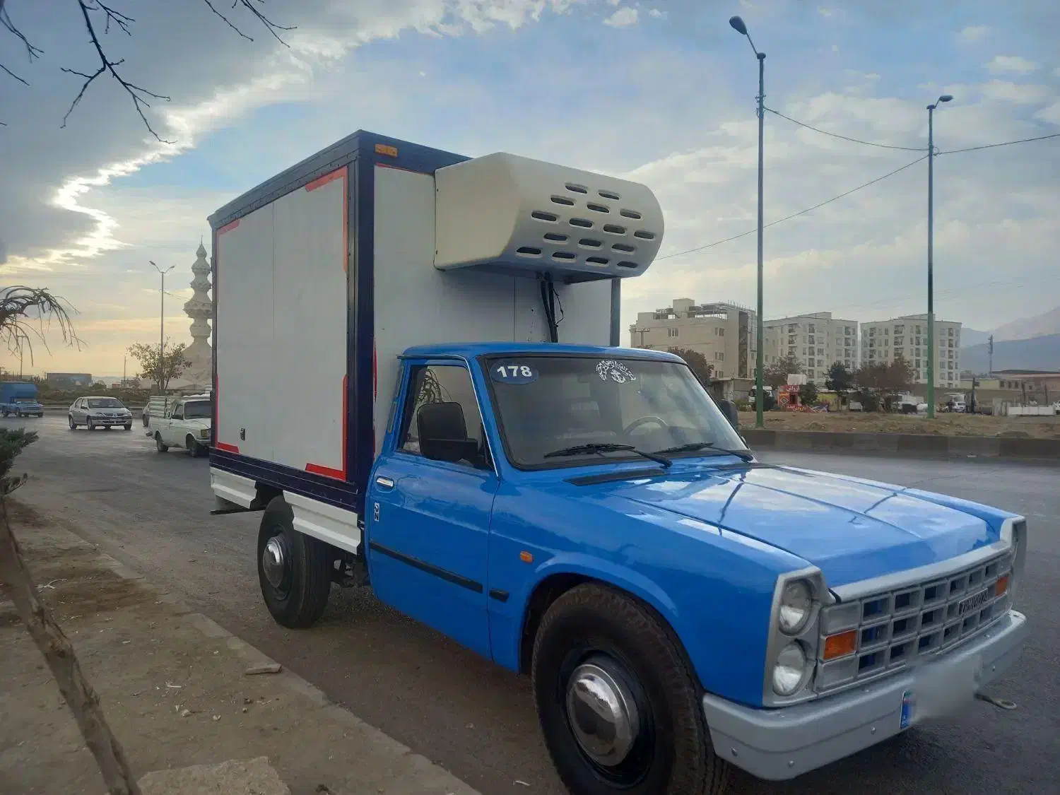 نیسان|خودرو سواری و وانت|همدان, |دیوار