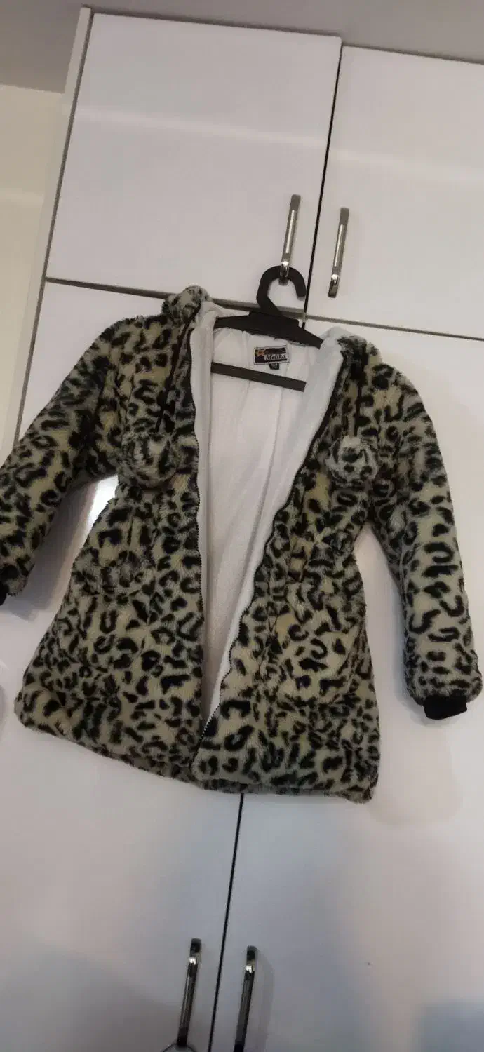 کاپشن دخترانه|کفش و لباس بچه|مشهد, جاهد شهر|دیوار