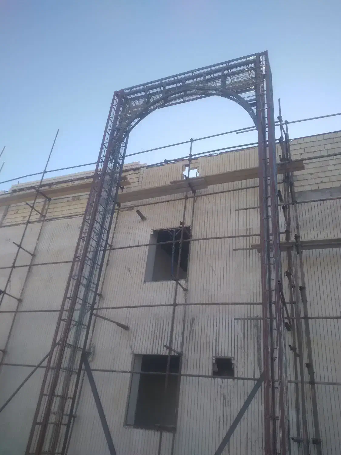 نصب وال پست نما ساختمانی ایرانیت و سازه های بزرگ|خدمات پیشه و مهارت|بندرعباس, |دیوار