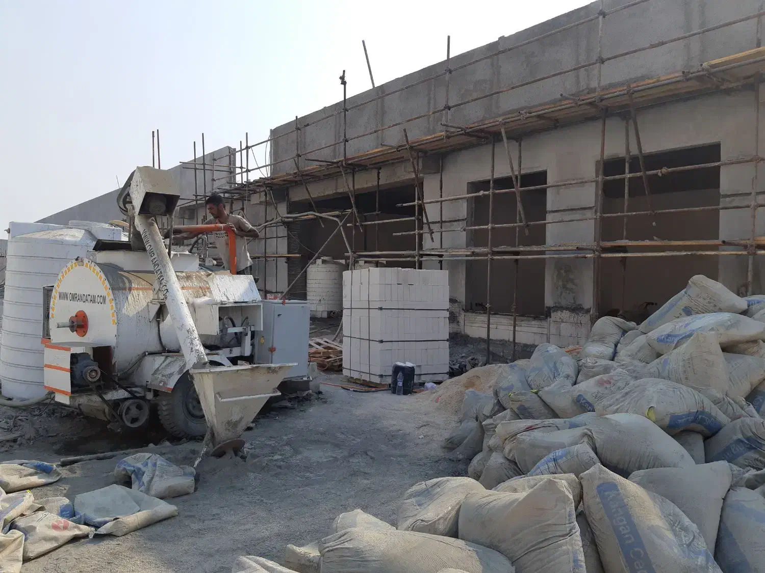 فوم بتن کیان|خدمات پیشه و مهارت|بندر گناوه, |دیوار