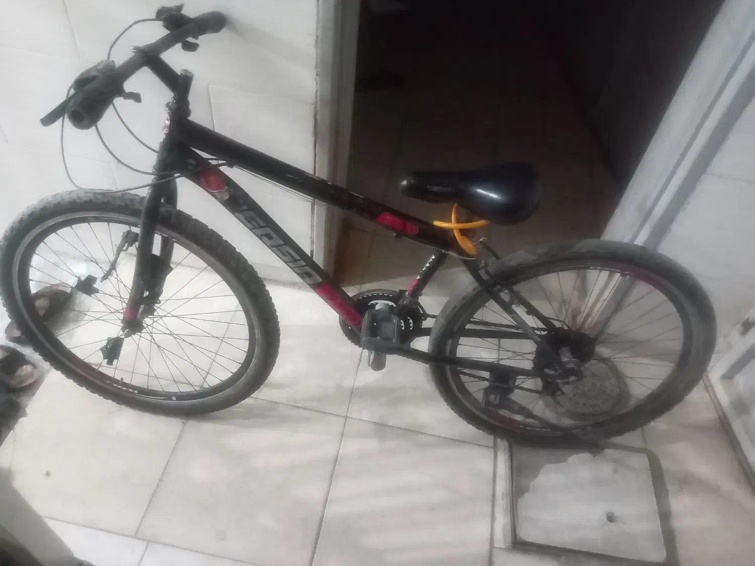 دوچرخه سایز 16و26|دوچرخه، اسکیت، اسکوتر|سمیرم, |دیوار