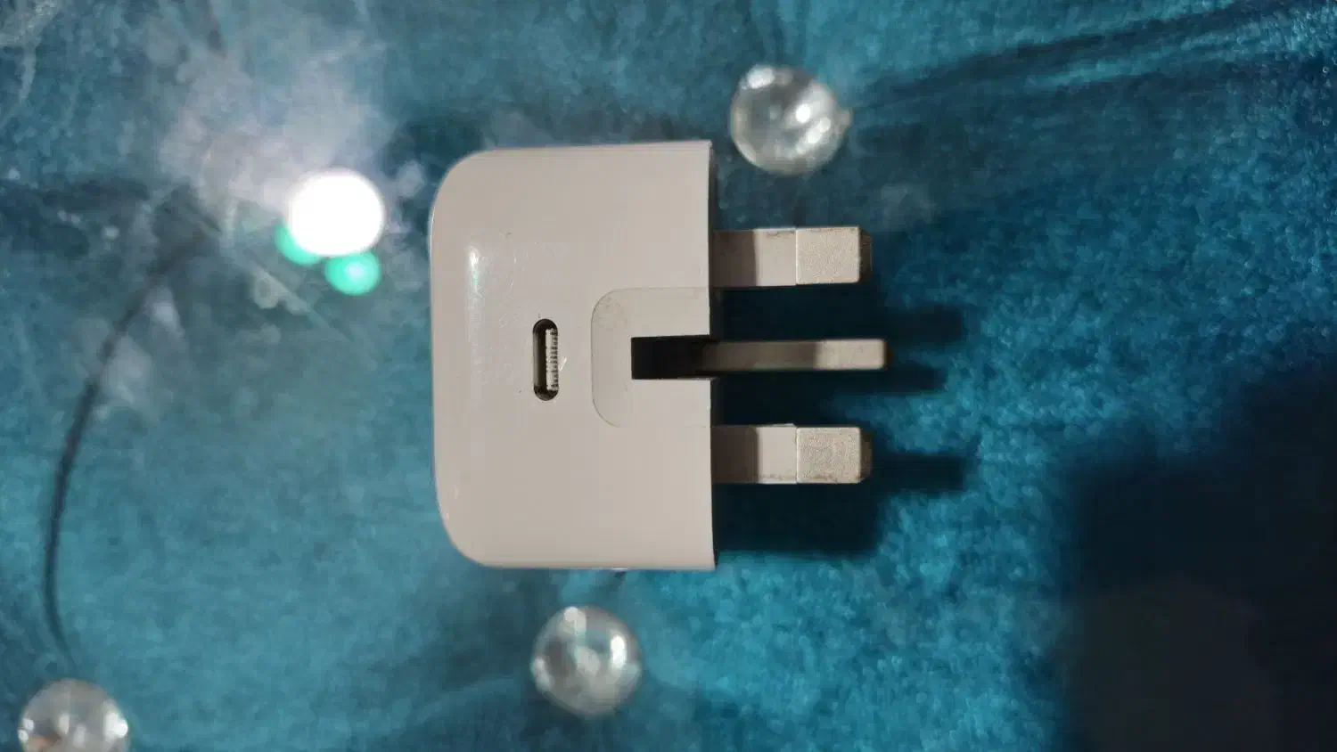 شارژر آیفون کاملا سالم|لوازم جانبی موبایل و تبلت|اصفهان, باغ کاران|دیوار