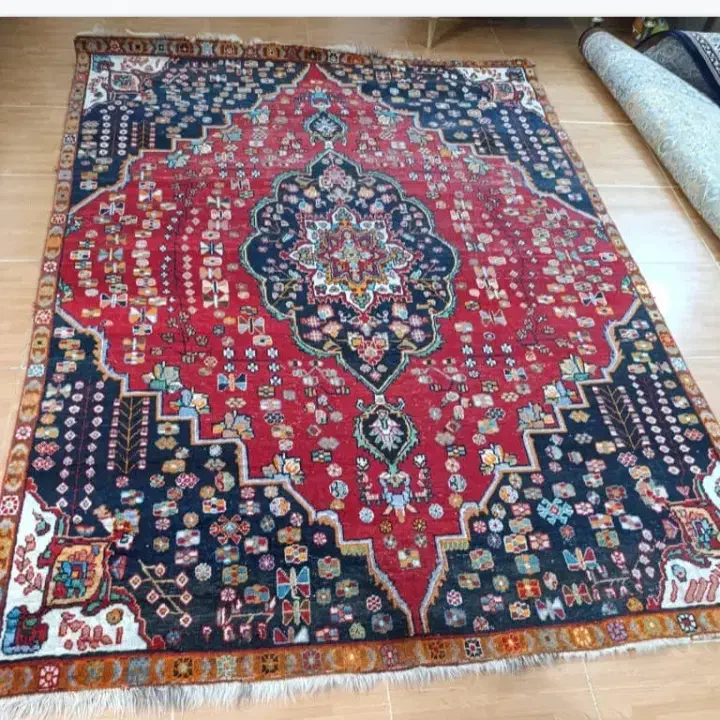 قالی قدیمی صحیح وسالم|فرش|شیراز, شهرک سراج|دیوار