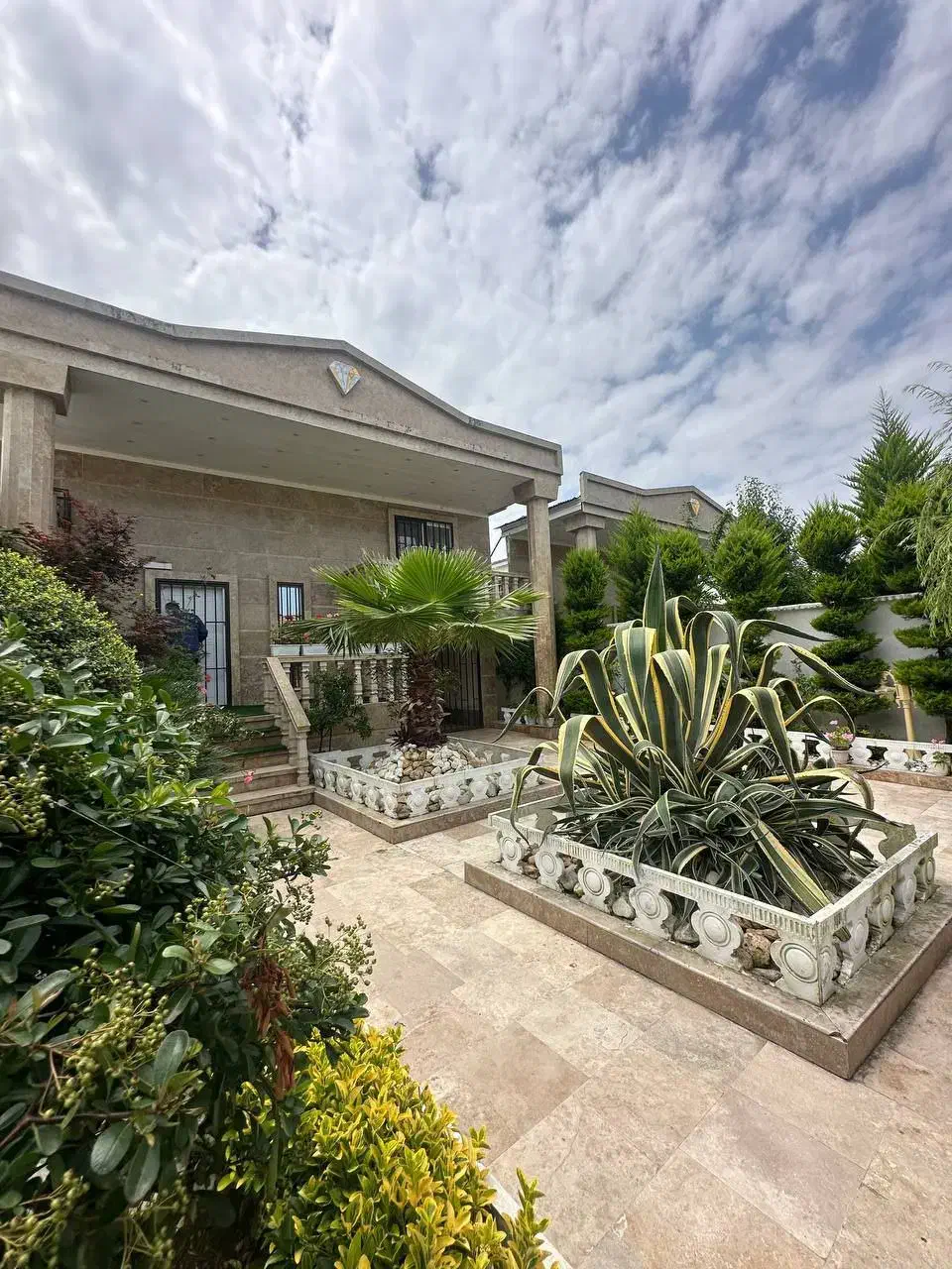 باغویلاپیلوت۲۵۰متری مبله/دهکده الماس ایزدشهرباسند|فروش خانه و ویلا|ایزدشهر, |دیوار