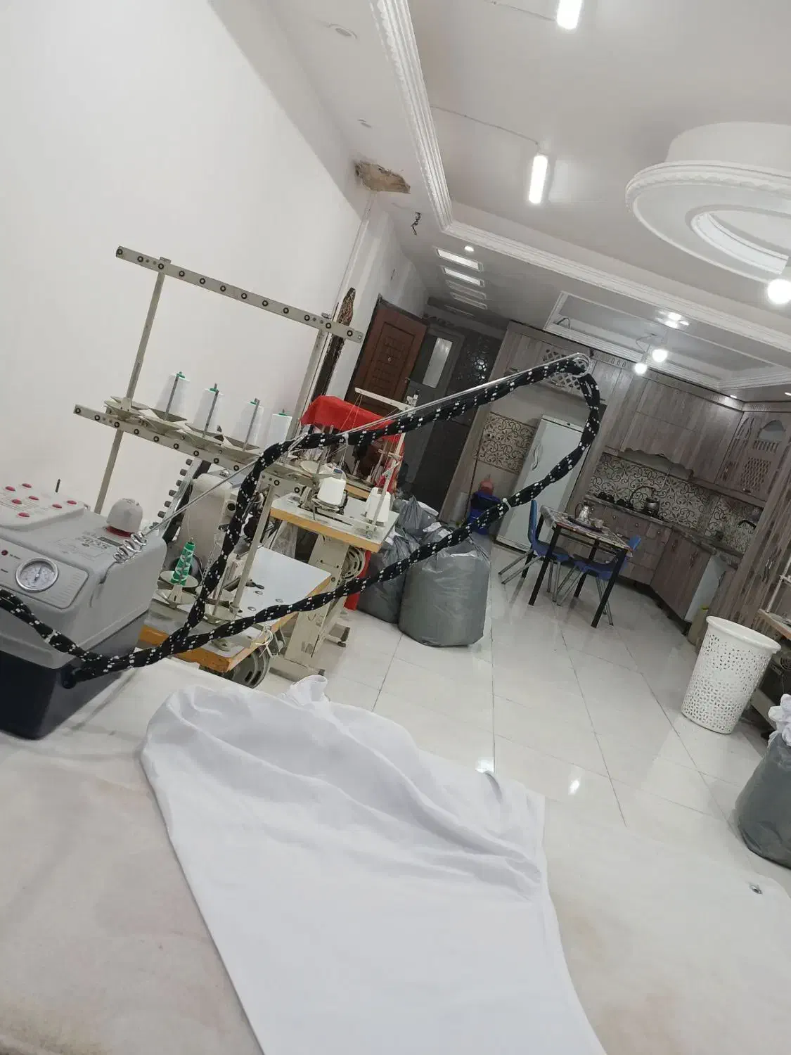 به تعدادی خانم چرخ کار مسلط به دوخت دشداشه|استخدام صنعتی، فنی، مهندسی|اهواز, شریعتی جنوبی|دیوار