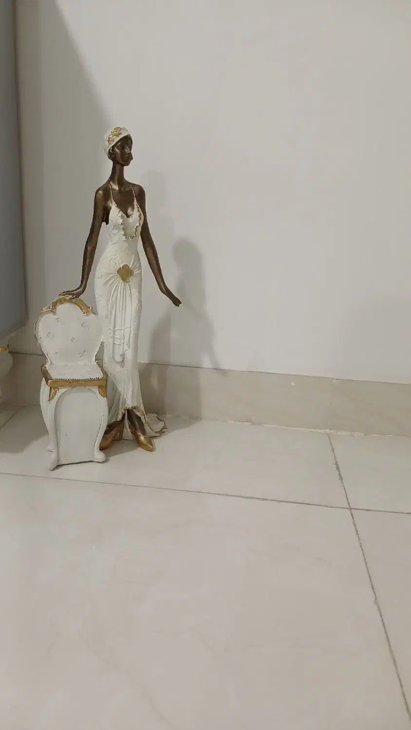 مجسمه گچی|مجسمه، تندیس، ماکت|کوهدشت, |دیوار