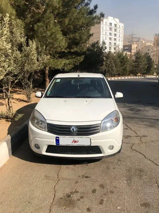 ساندرو|خودرو سواری و وانت|تهران, نیاوران|دیوار