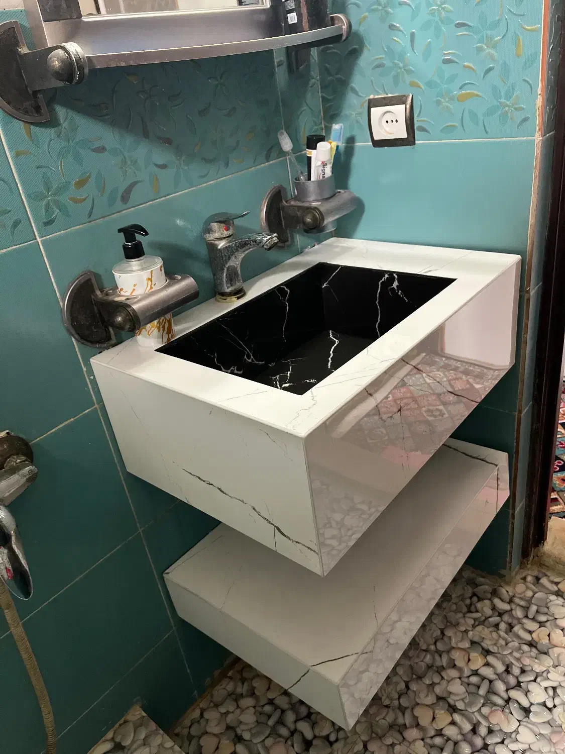 روشویی سرامیکی|لوازم سرویس بهداشتی|رودسر, |دیوار