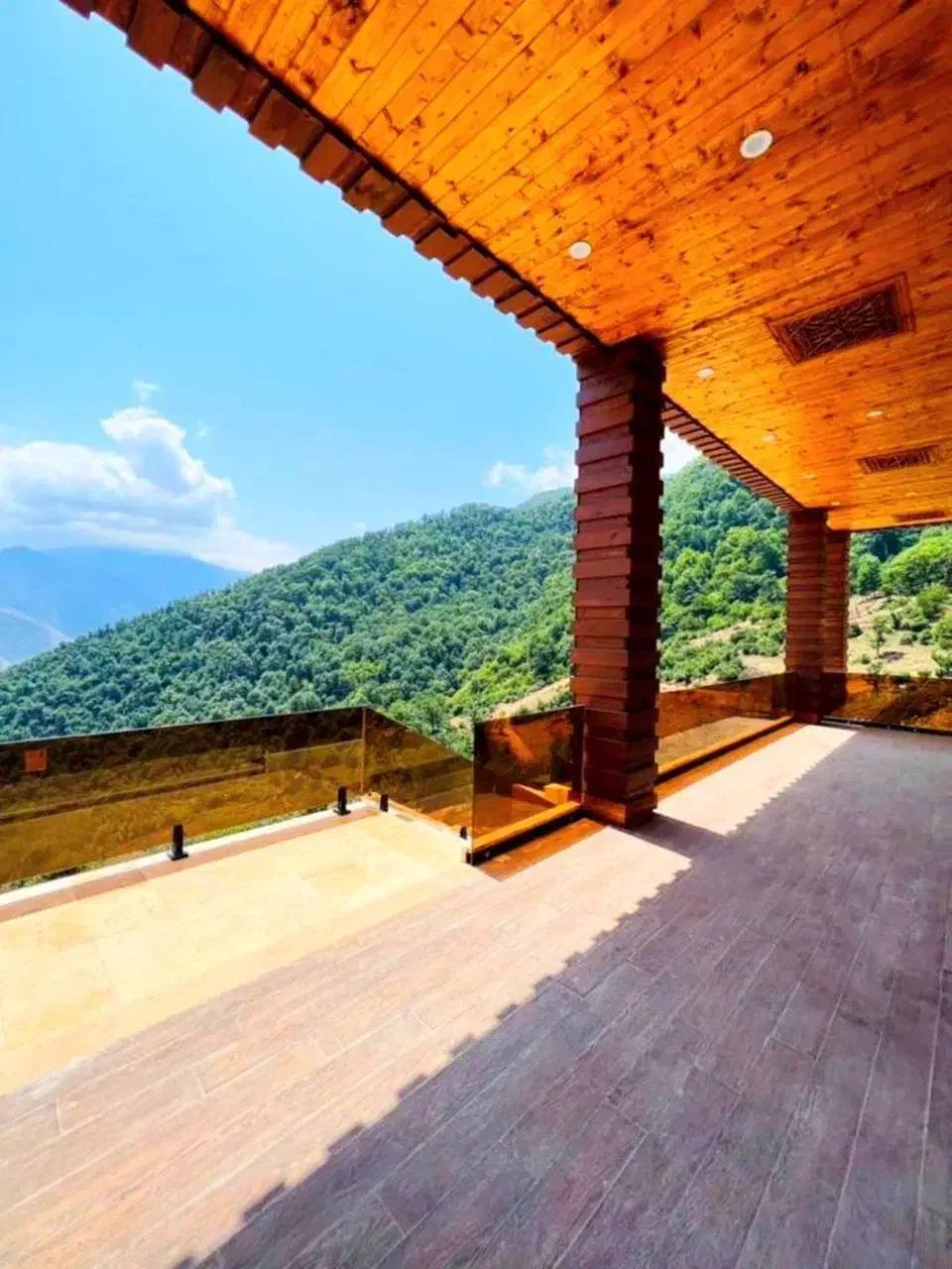 ویلا ۴۵۰ متری مبله با استخر پلاک یک جنگل|فروش خانه و ویلا|امامزاده عبدالله, |دیوار