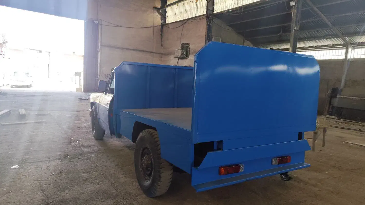 کمپرسی نیسان وخاور|خودرو سنگین|مشهد, میان ولایت|دیوار