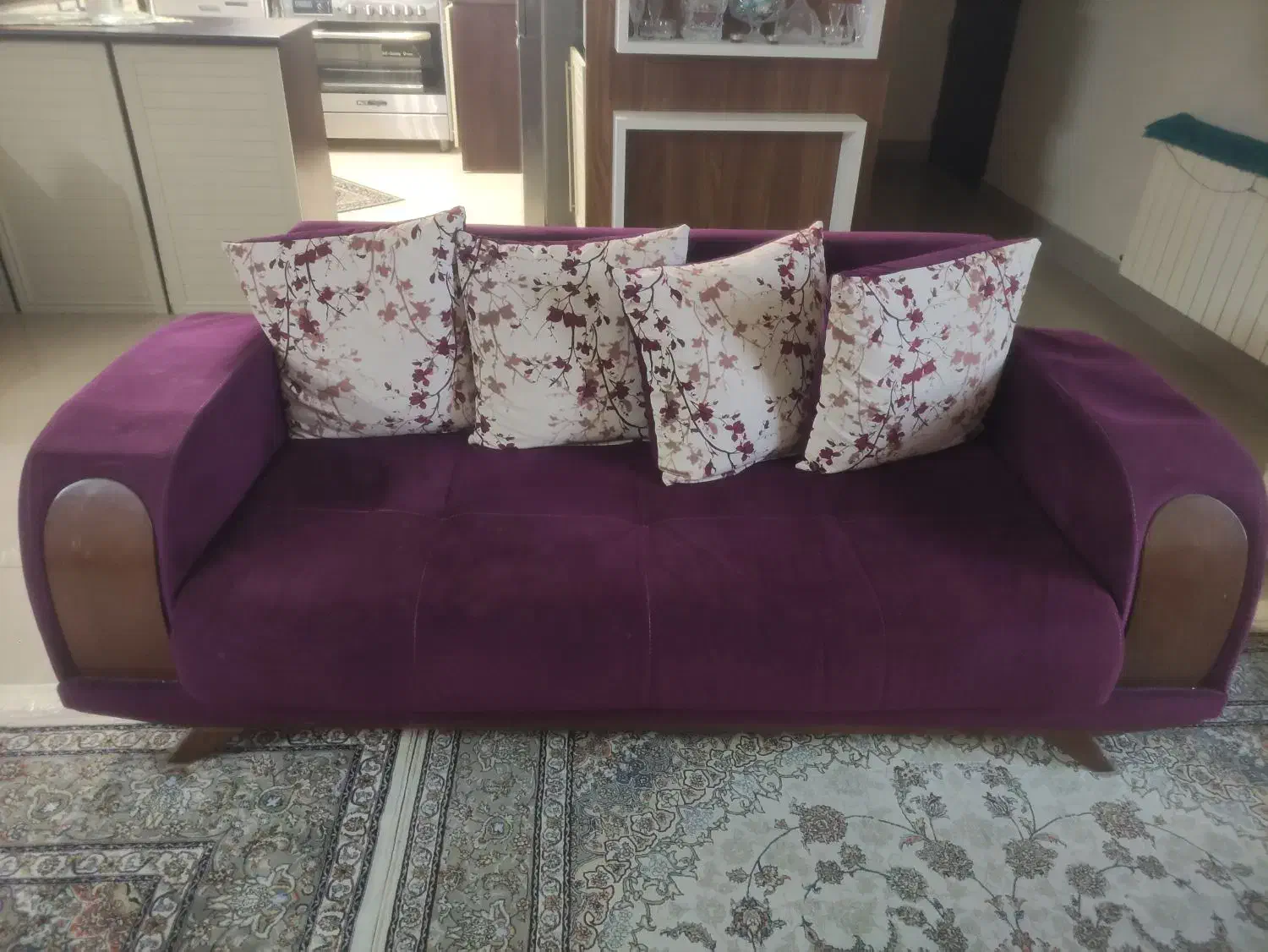 ست مبل راحتی 9 نفره به همراه میز غذاخوری|مبلمان خانگی و میز عسلی|سمنان, |دیوار