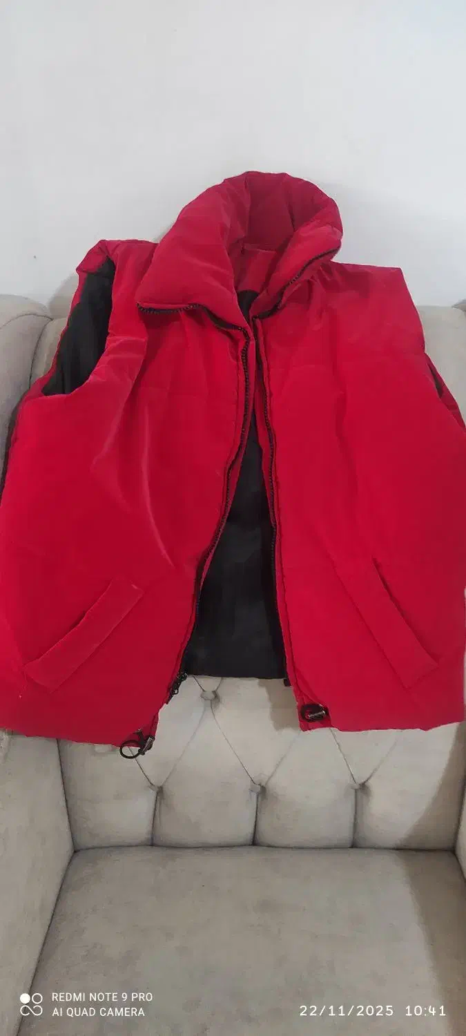 پافر و پالتو چرم|لباس|یاسوج, |دیوار